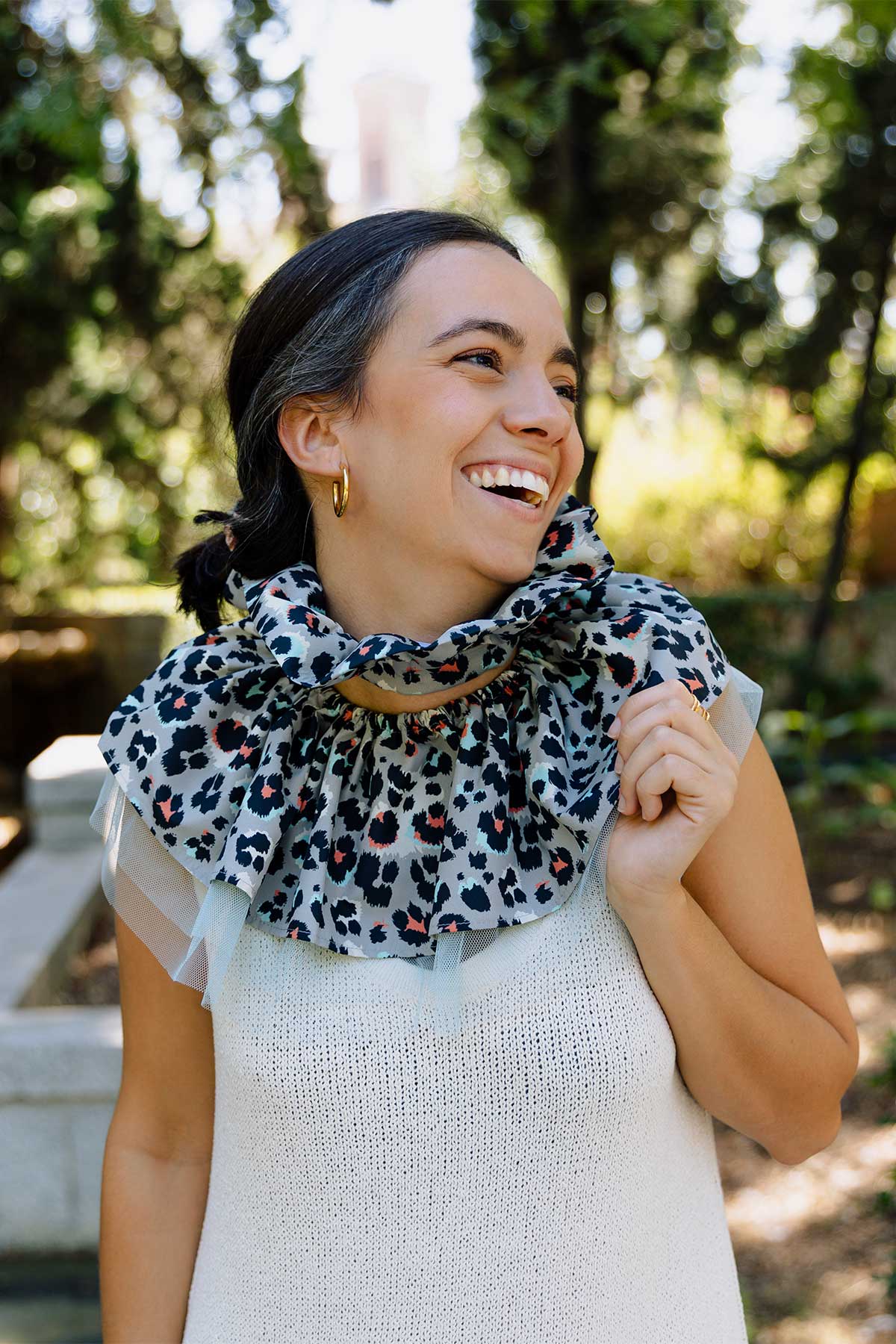 Cuello Print Gris