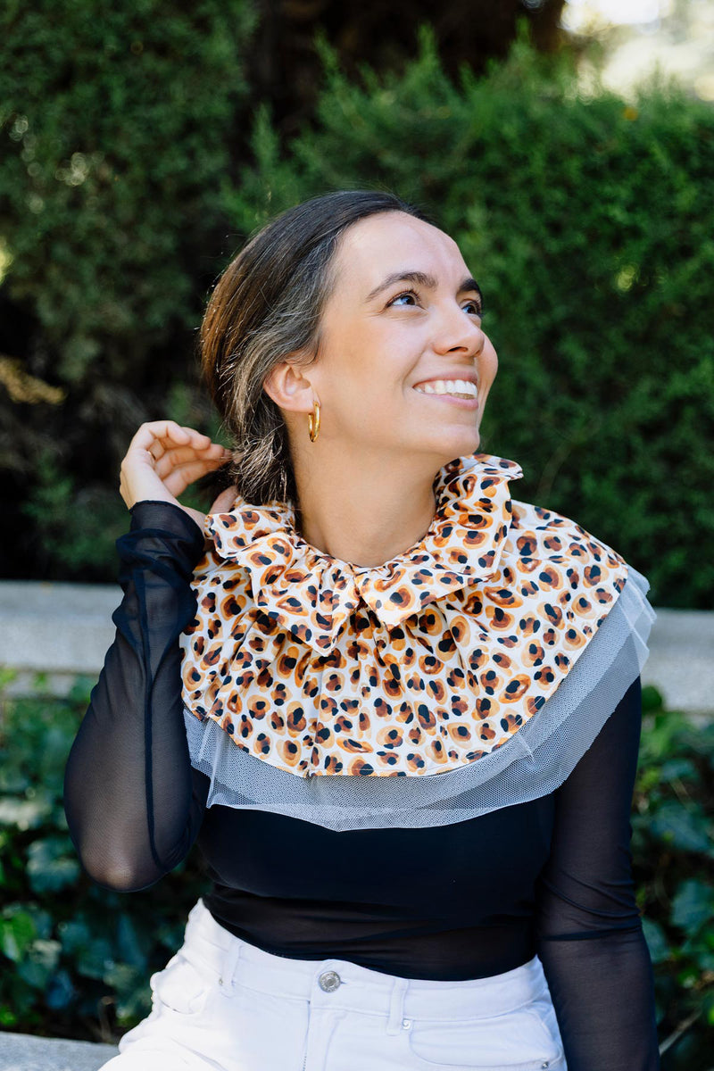 Cuello Print Tostado