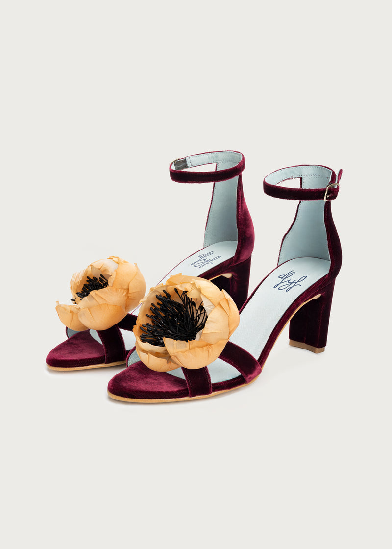 Tacón Heritage Rubino · Flor Caramelo