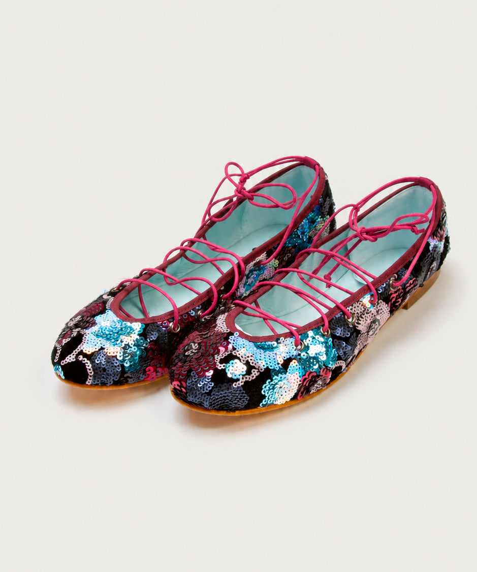 Bailarinas II de defloresyfloreros en diferentes colores con terciopelo bordado y lentejuelas multicolor