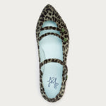 Vista superior de la Bailarina VIII Caza con punta fina, estampado animal print y plantilla interior