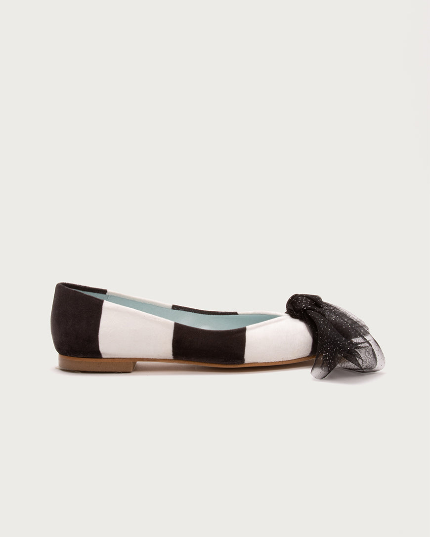 Bailarina VII Black de defloresyfloreros en terciopelo negro con lazo de tul