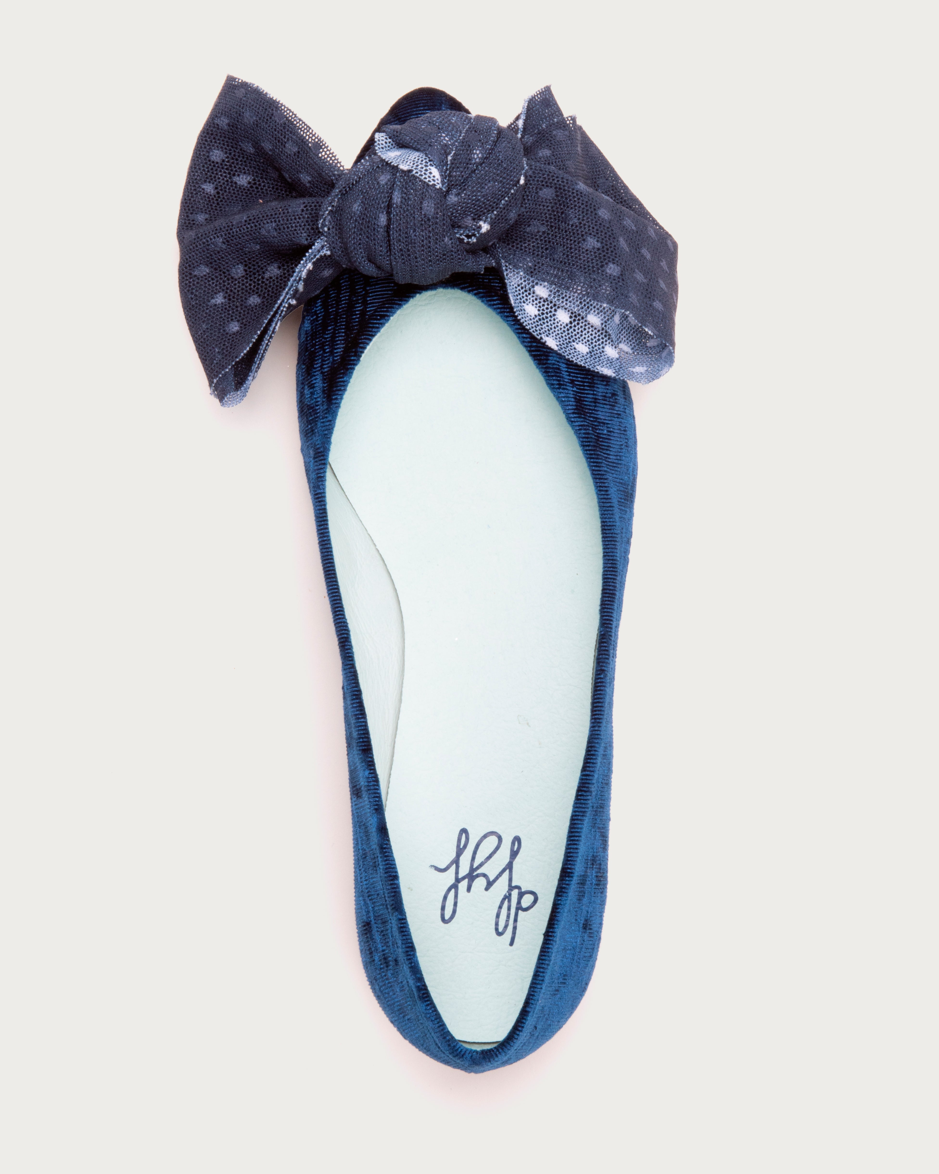 Vista superior de la Bailarina VII Navy con lazo de tul y plantilla interior