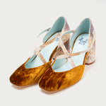 Tacones XXI de defloresyfloreros en diferentes colores con terciopelo, python y tacón ancho